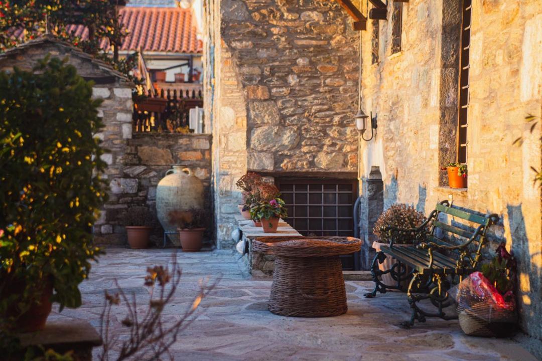 Palio Eleotrivio Guesthouse Agios Lavrentios 외부 사진